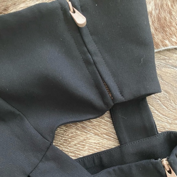 Cinq à Sept Black Midi Dress - Picture 8 of 15